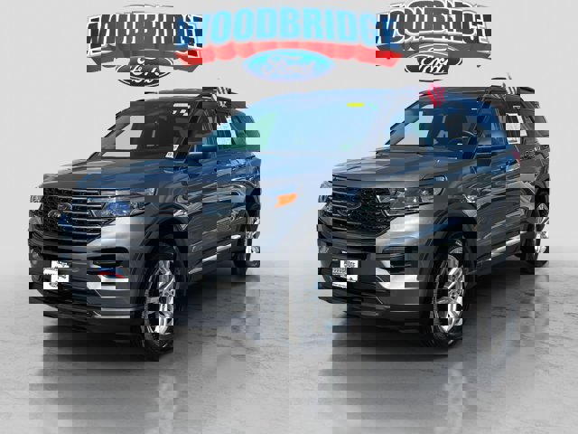 Certified 2022 Ford Explorer XLT w/ Class IV Trailer Tow Package image 2
