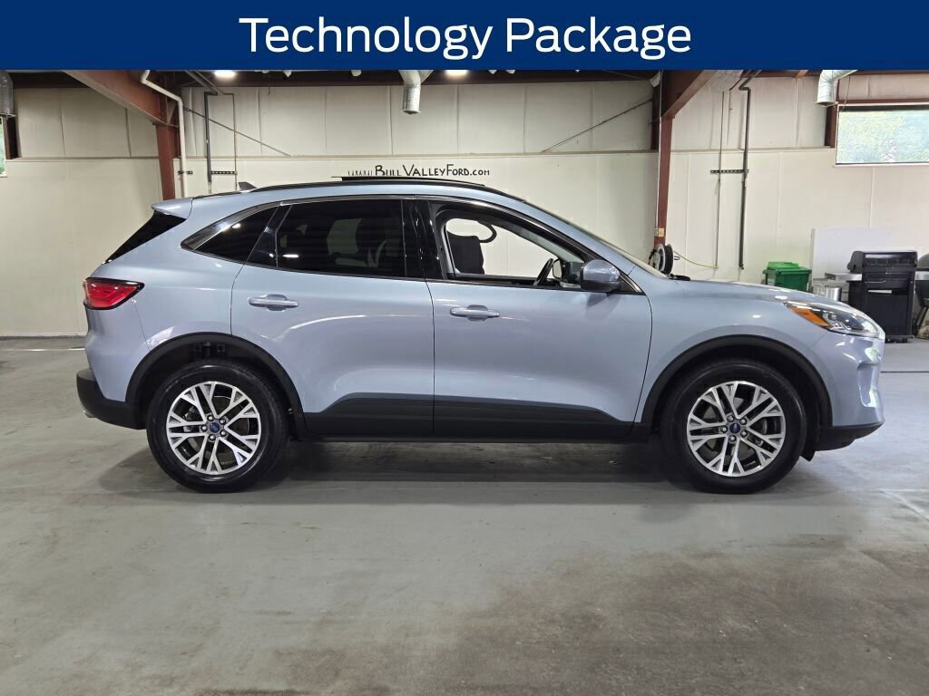 Certified 2022 Ford Escape SEL w/ Technology Package image 3