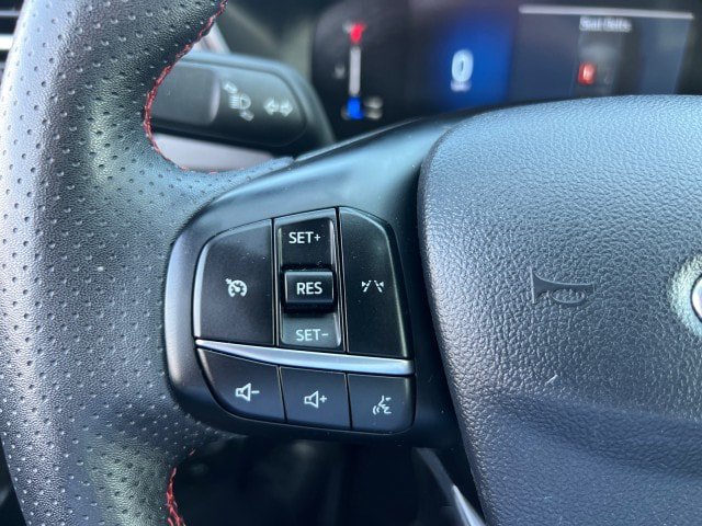 Certified 2024 Ford Escape ST-Line AWD/4WD image 18