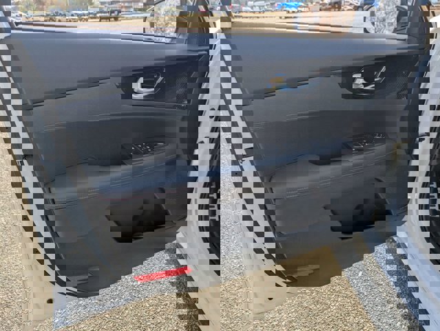 Used 2023 Kia Forte GT w/ GT2 Package image 12