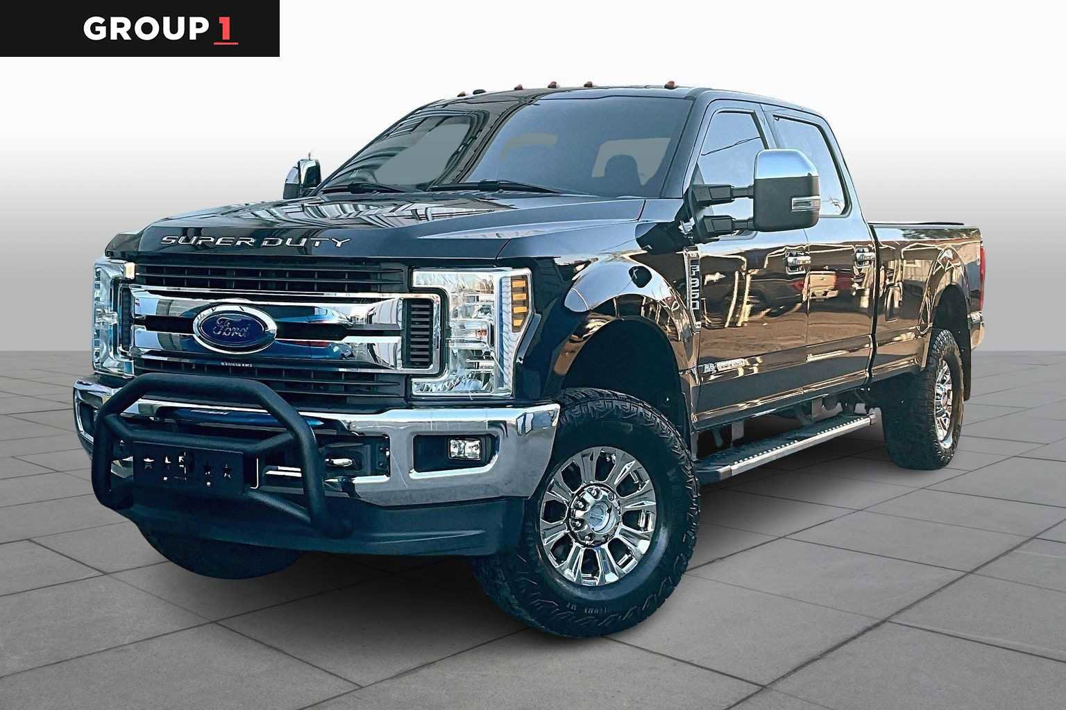 Certified 2019 Ford F350 XLT w/ XLT Premium Package image 5
