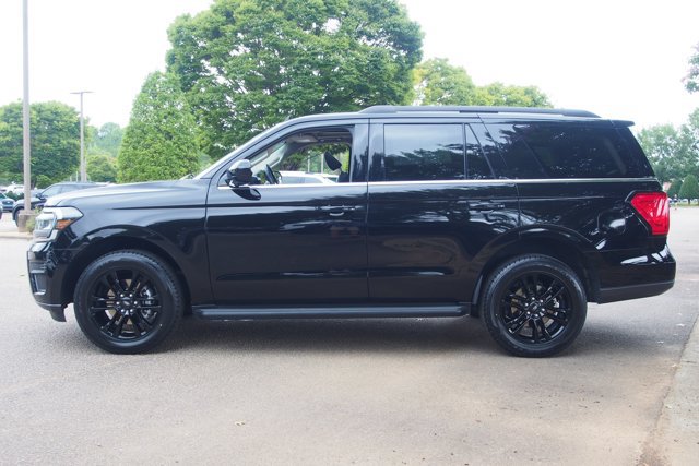 Certified 2024 Ford Expedition XLT RWD image 4