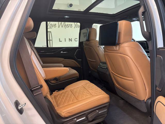 Used 2024 Cadillac Escalade Sport w/ LPO, ONYX Package AWD/4WD image 9