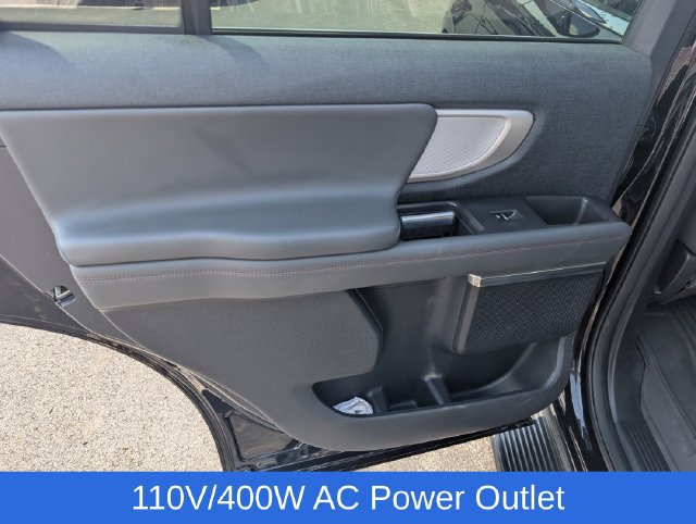 Certified 2025 Ford Expedition Active AWD/4WD image 16