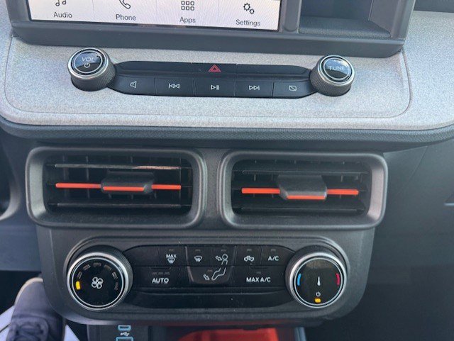 Certified 2024 Ford Maverick XLT w/ Equipment Group 300A Standard image 17