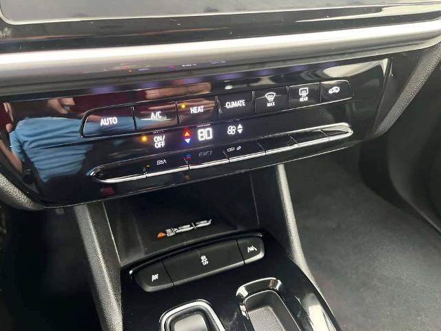 Used 2023 Chevrolet Bolt EUV LT w/ Driver Confidence Package FWD image 26