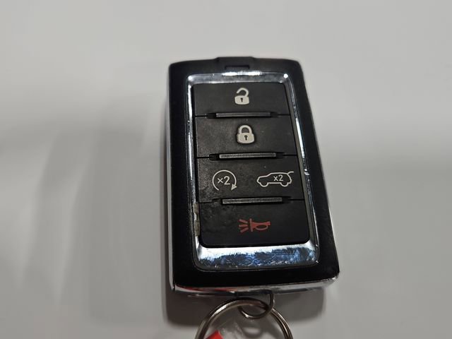 Used 2023 Jeep Grand Cherokee Altitude AWD/4WD image 27
