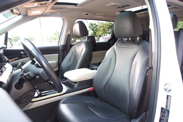 Used 2022 Kia Carnival SX Prestige FWD image 21