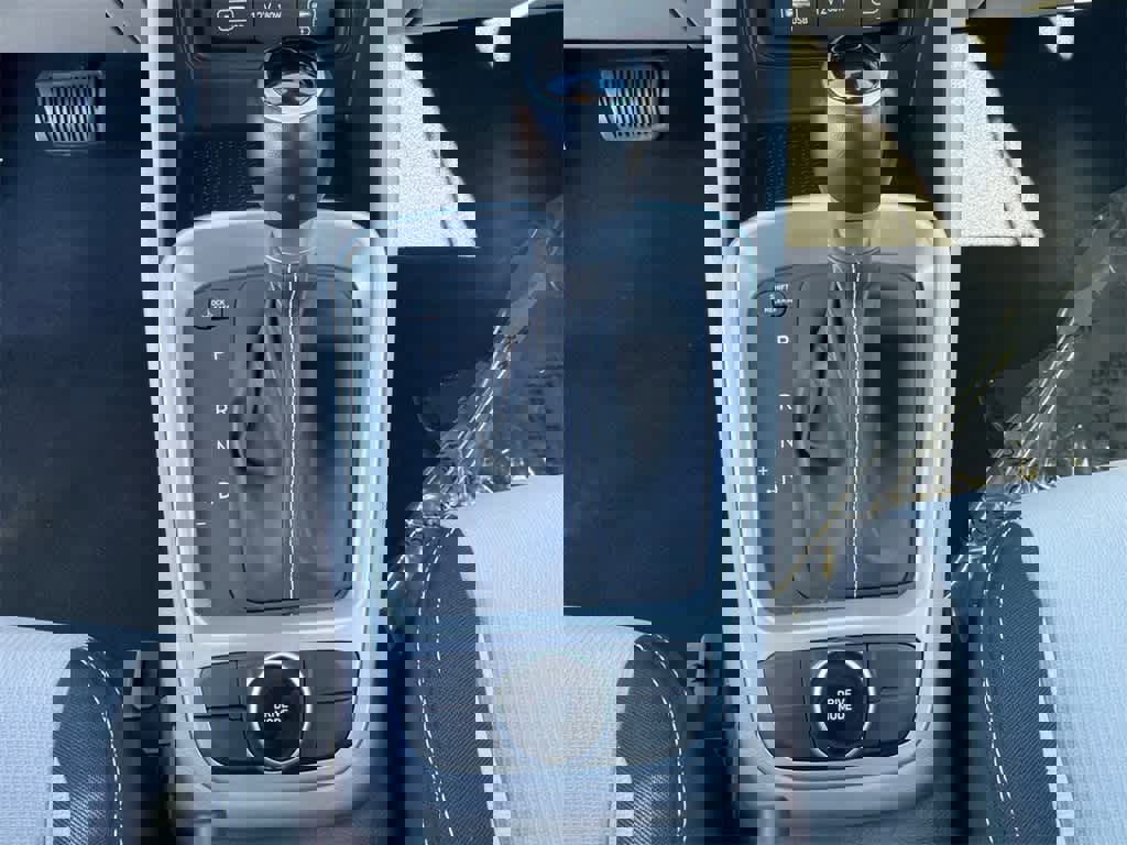 Used 2023 Hyundai Venue SEL image 29