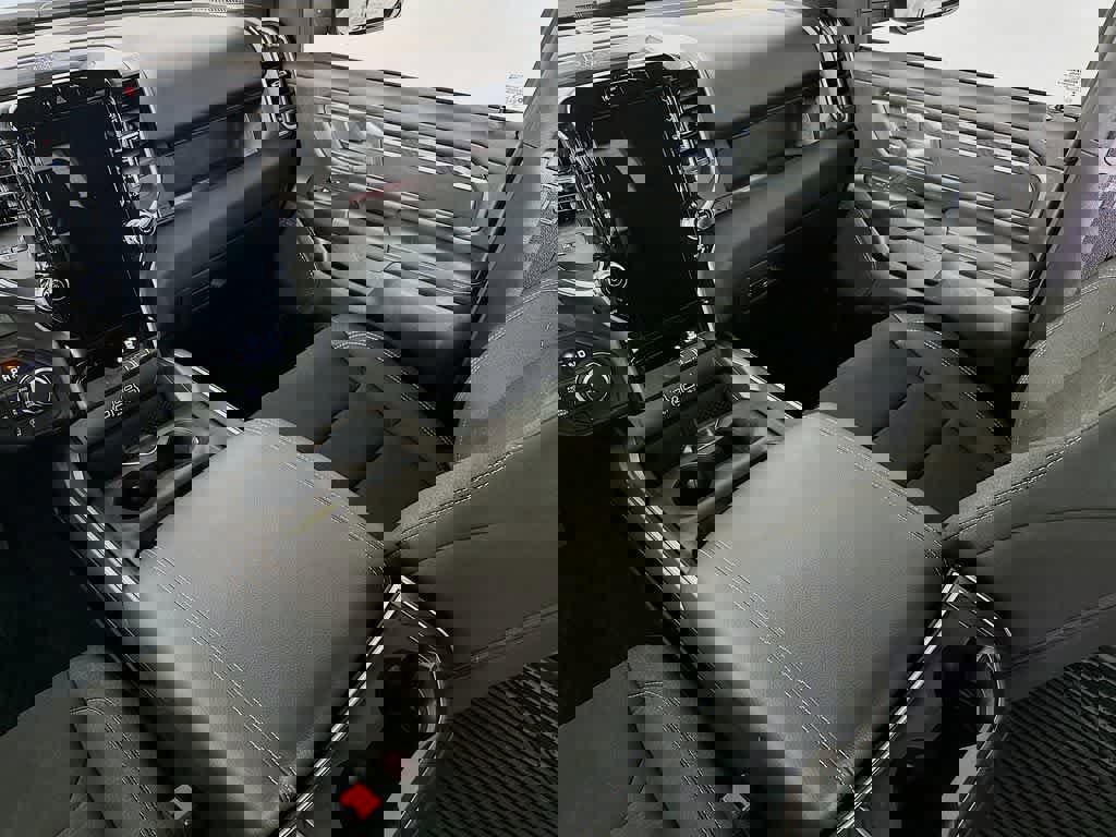 Used 2025 RAM 1500 Big Horn image 14