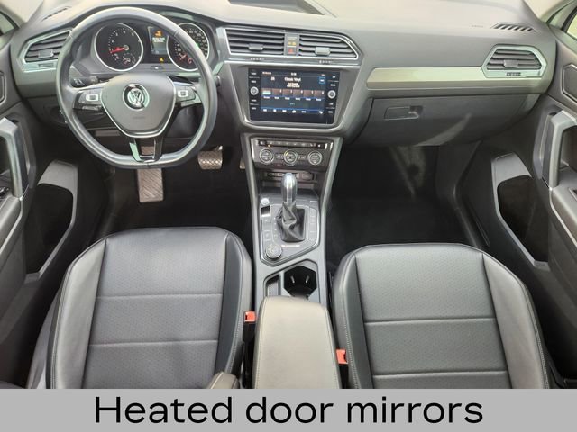 Used 2018 Volkswagen Tiguan SE w/ Panoramic Sunroof Package image 14