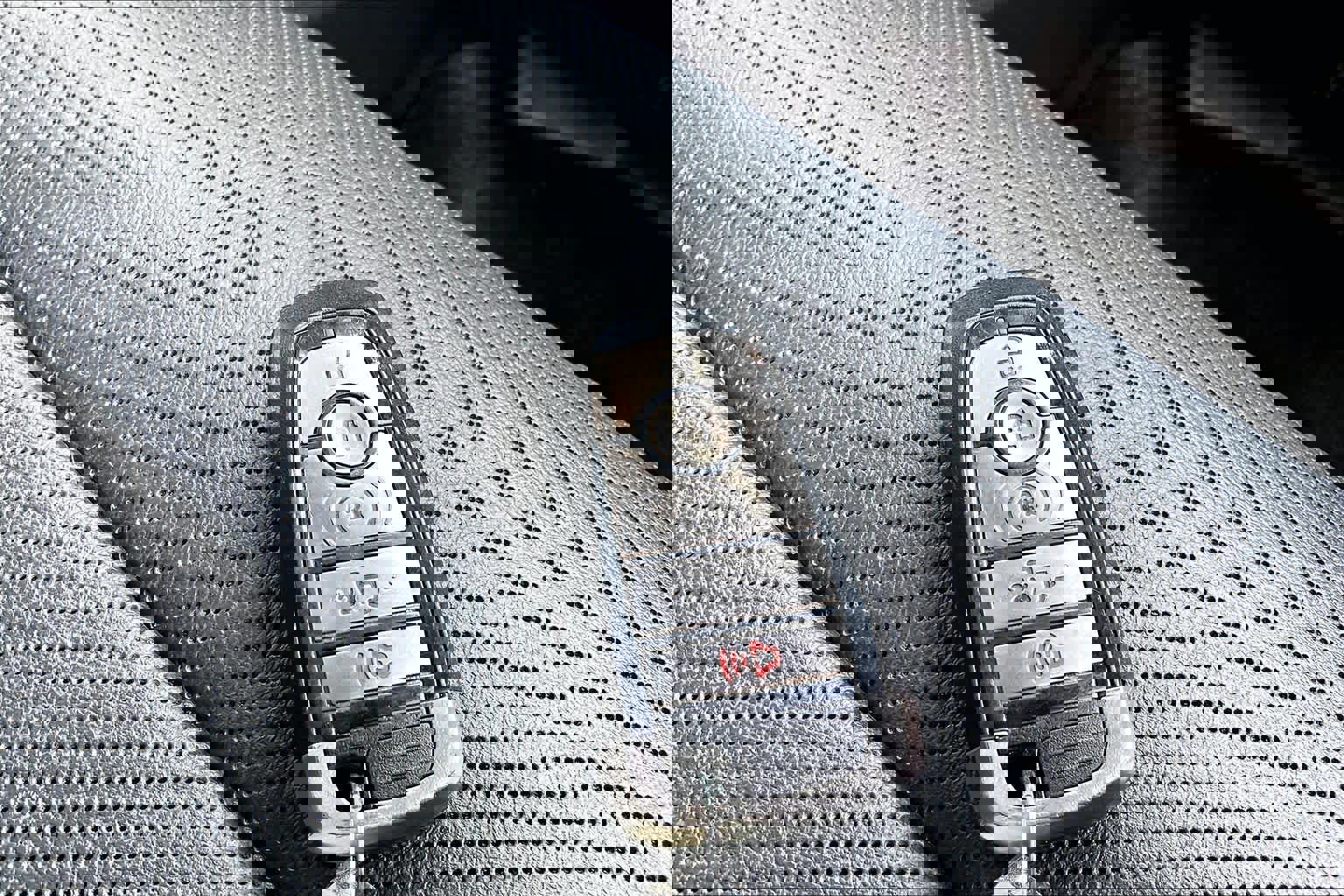 Certified 2018 Ford F150 Raptor w/ Equipment Group 802A Luxury image 17