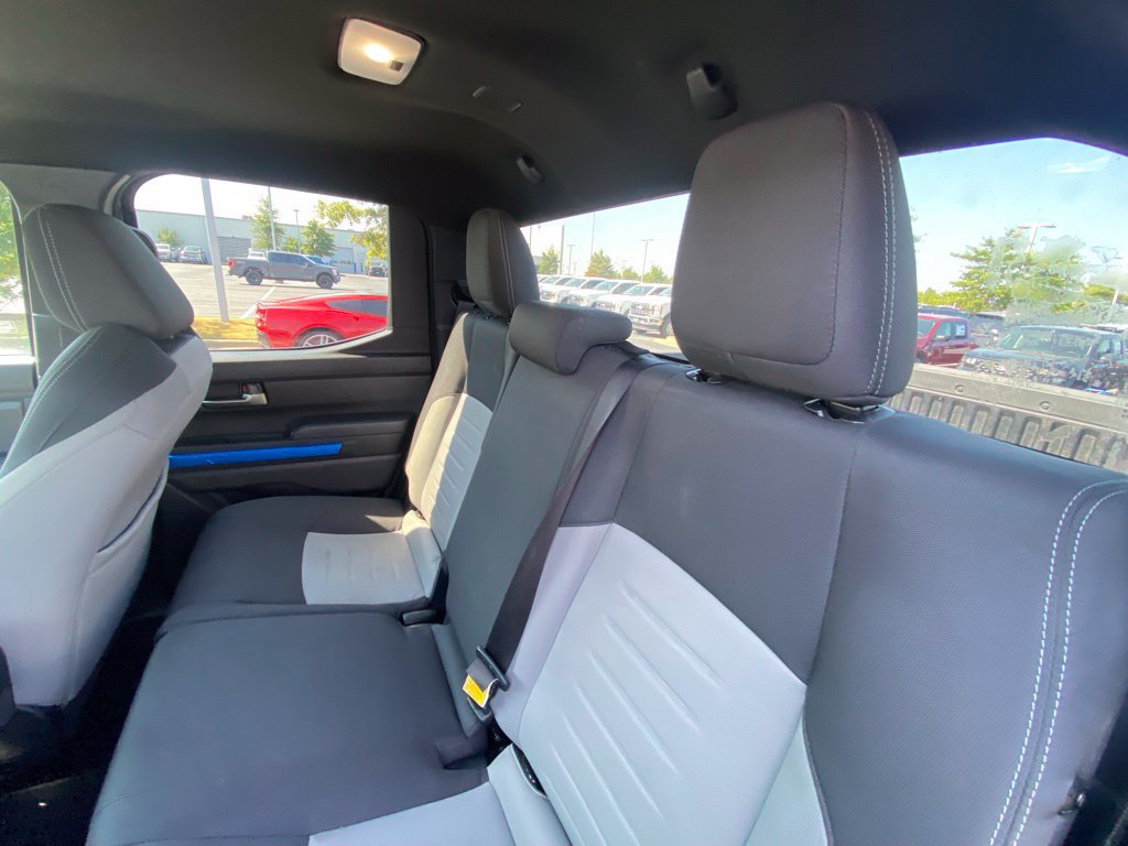 Used 2025 Toyota Tacoma TRD Off-Road AWD/4WD image 25