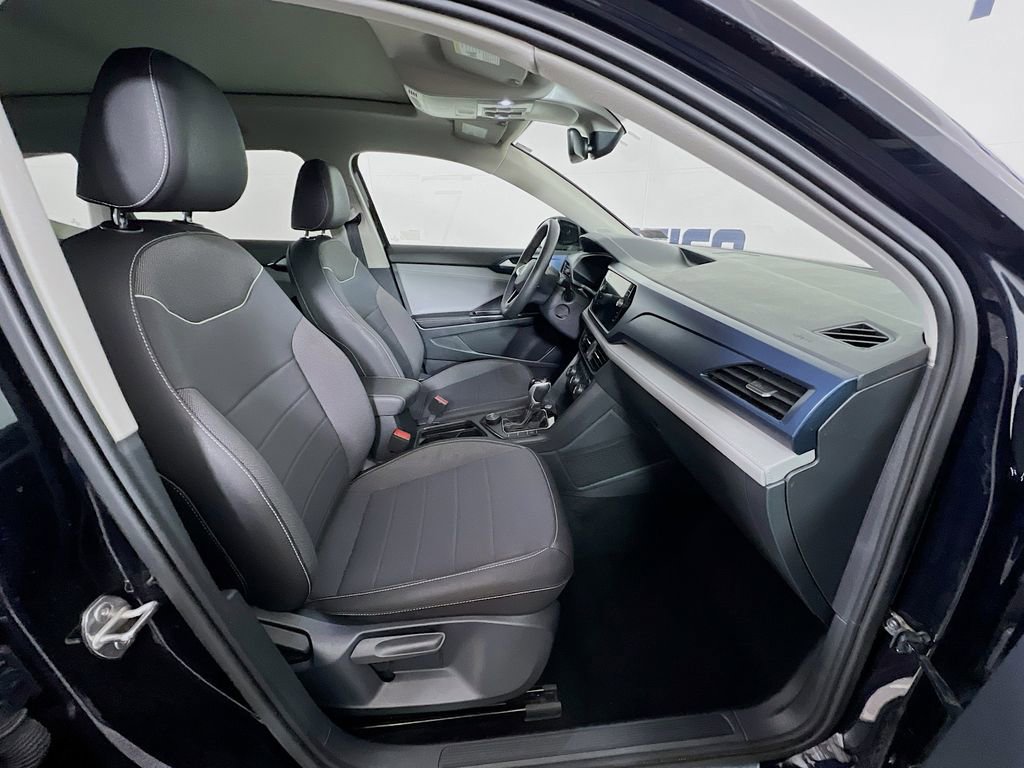 Used 2024 Volkswagen Taos SE w/ Panoramic Sunroof Package AWD/4WD image 33