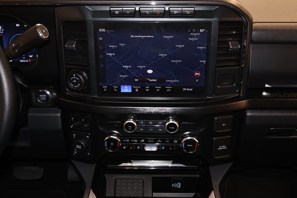 Certified 2024 Ford F350 Lariat w/ Lariat Ultimate Package AWD/4WD image 31