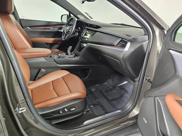 Used 2020 Cadillac XT5 Premium Luxury AWD/4WD image 11