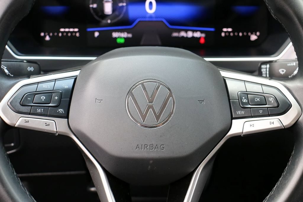 Used 2024 Volkswagen Tiguan SE AWD/4WD image 24