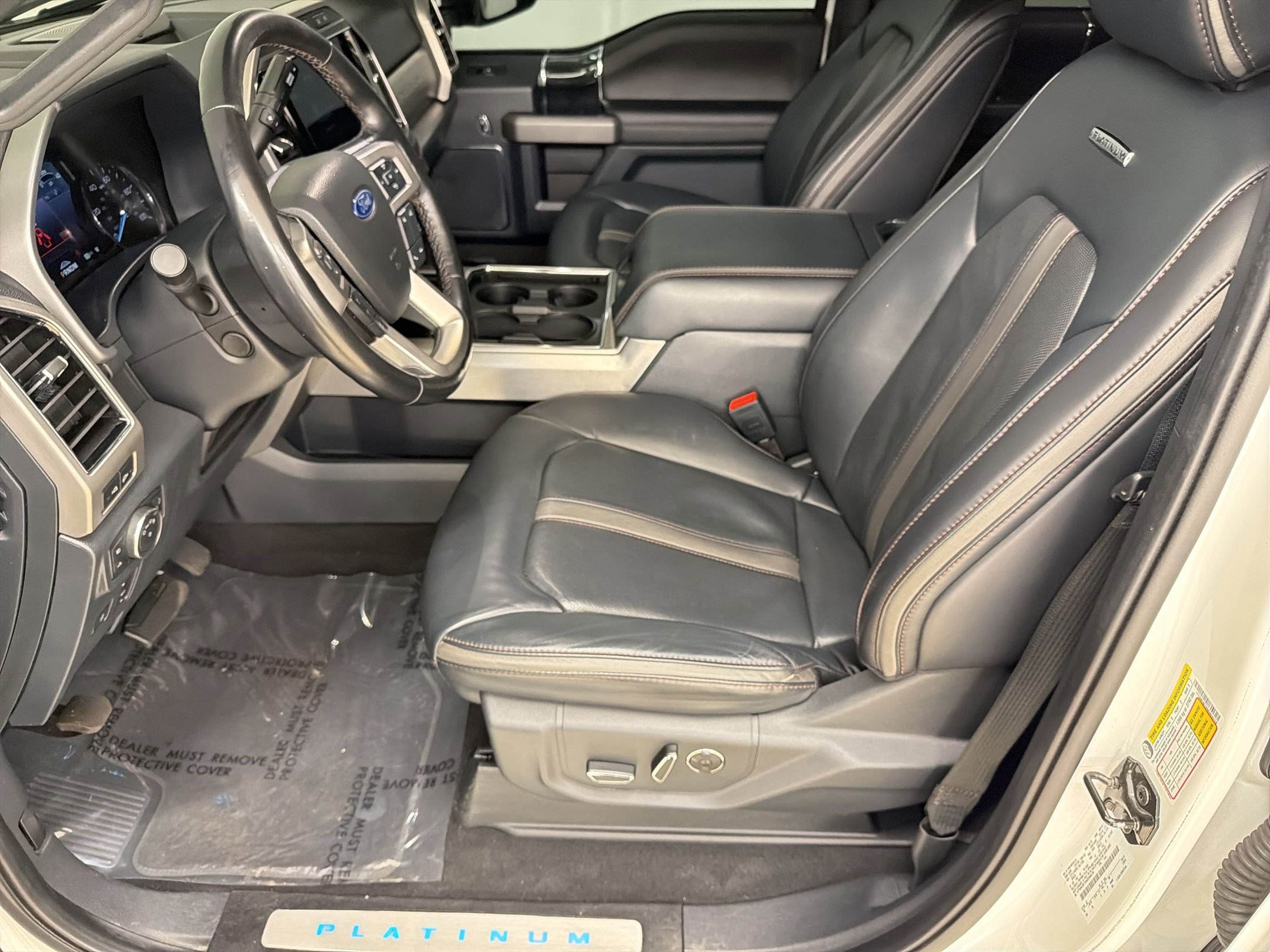 Certified 2022 Ford F250 Platinum w/ FX4 Off-Road Package image 19