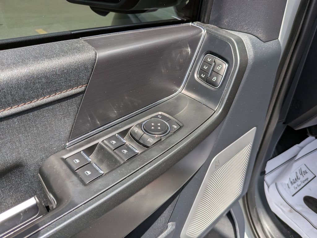 Certified 2023 Ford F150 Raptor w/ Raptor 37 Performance Package image 18