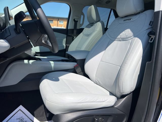 Certified 2025 Ford Explorer Platinum w/ LUX Leather Package AWD/4WD image 22