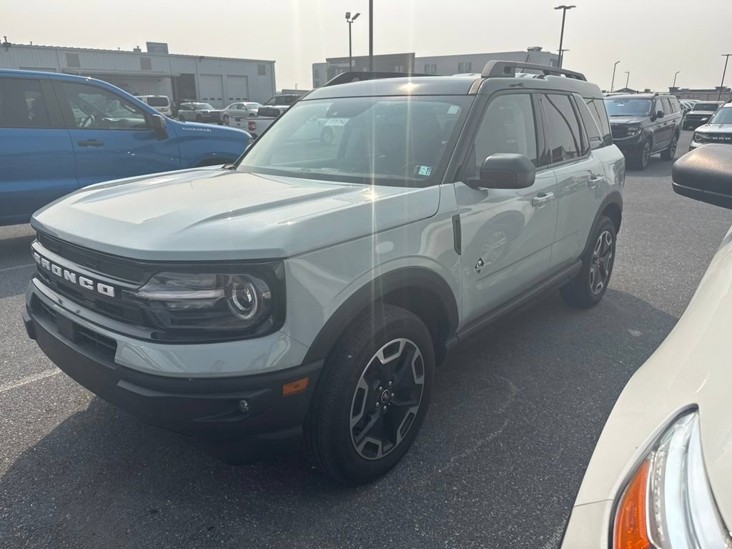 Certified 2024 Ford Bronco Sport Outer Banks w/ Tech Package AWD/4WD image 2