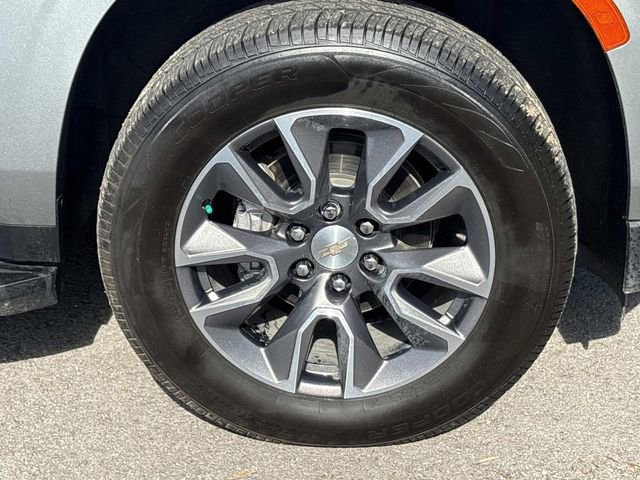 Used 2023 Chevrolet Tahoe LT w/ Luxury Package image 9