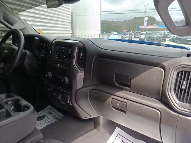 Used 2025 Chevrolet Silverado 1500 Custom w/ Turbomax Blackout Package image 32