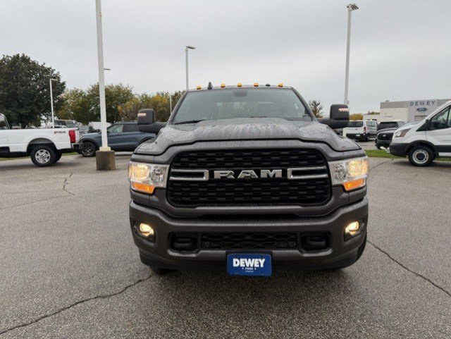 Used 2024 RAM 2500 Big Horn w/ Towing Technology Group AWD/4WD image 2