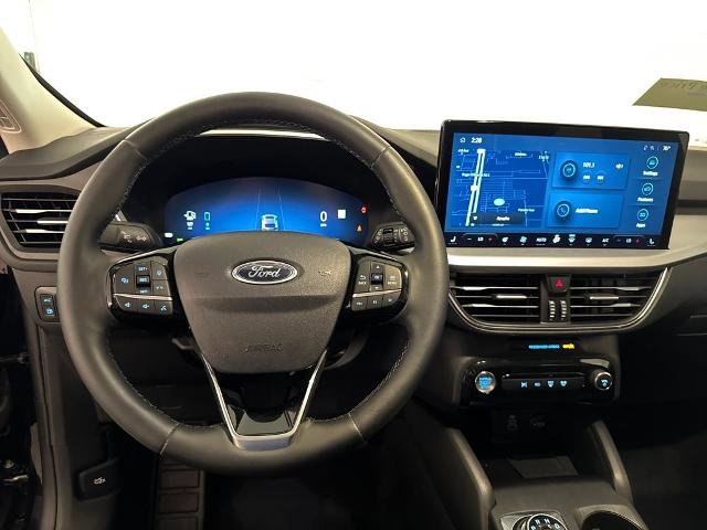 Certified 2025 Ford Escape SE w/ PHEV Premium Package image 8