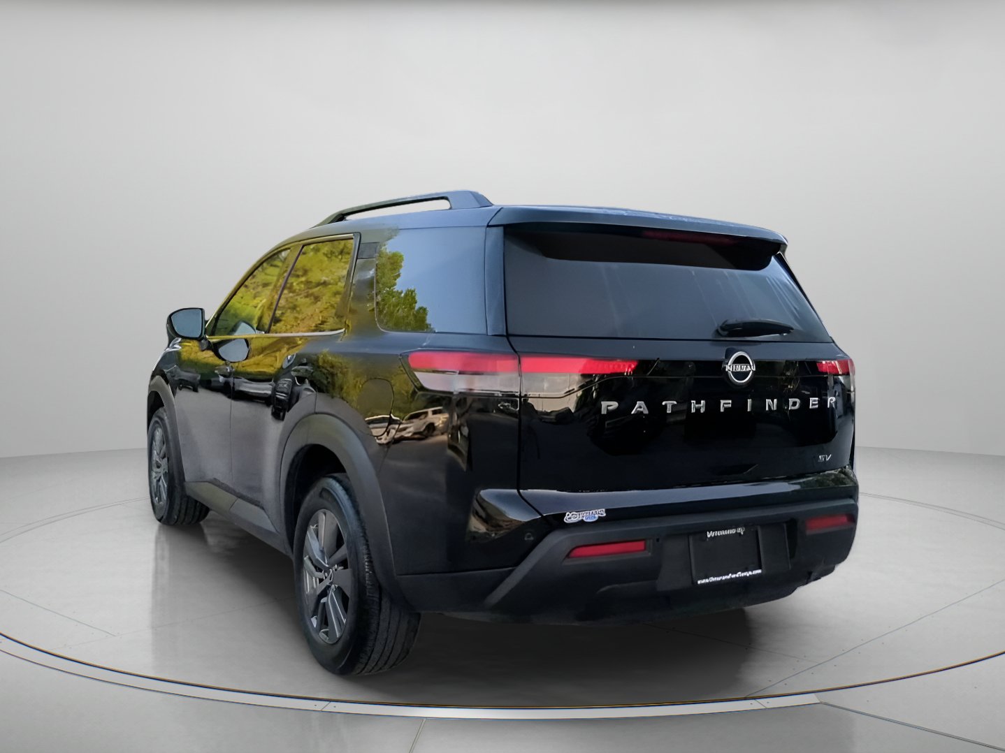Used 2024 Nissan Pathfinder SV FWD image 22