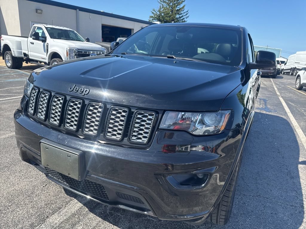 Used 2019 Jeep Grand Cherokee Altitude AWD/4WD image 49