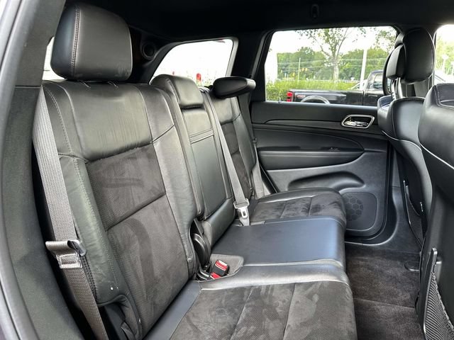 Used 2017 Jeep Grand Cherokee Altitude AWD/4WD image 39