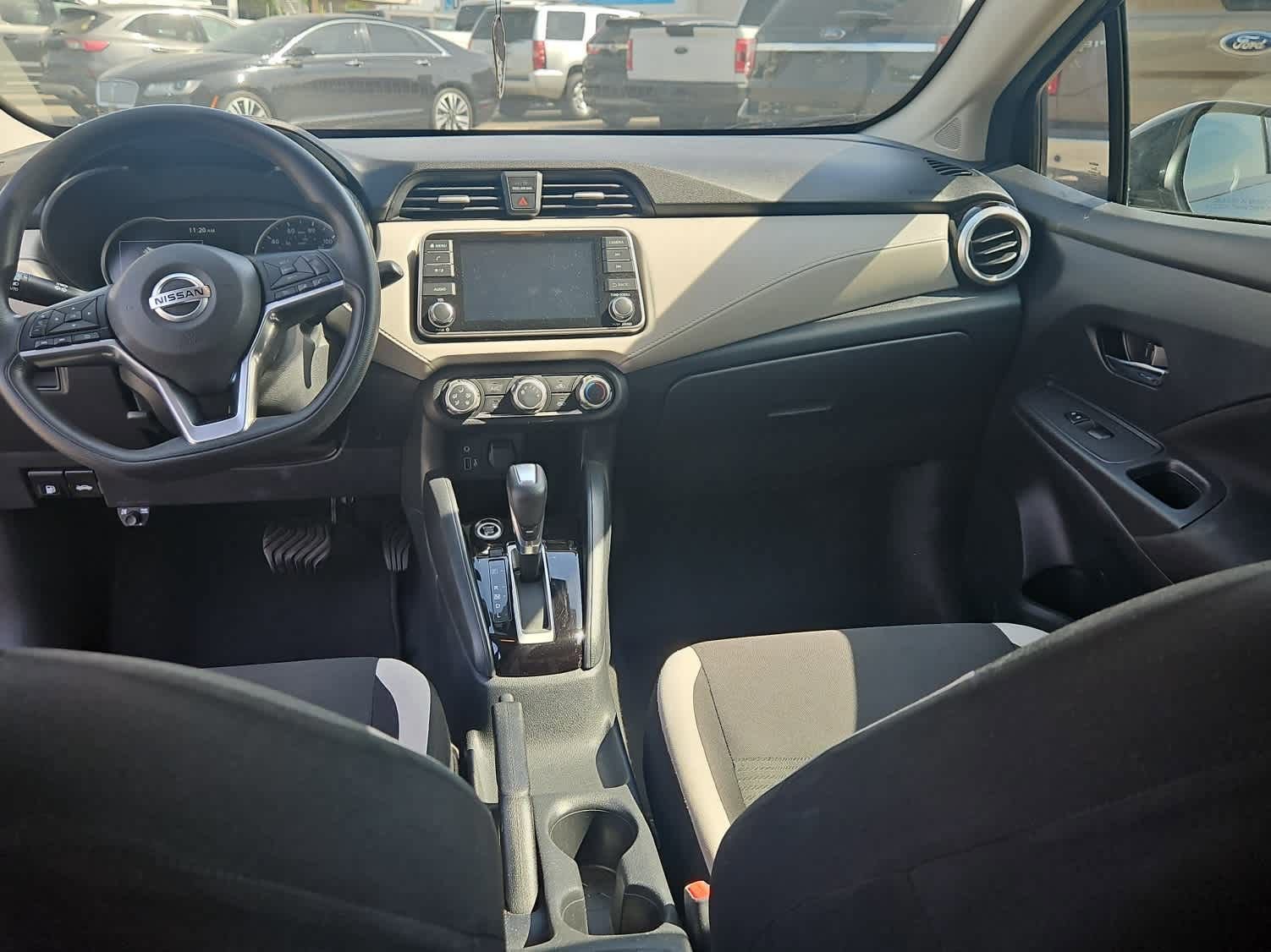 Used 2021 Nissan Versa SV image 10