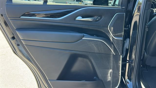 Used 2023 Cadillac Escalade Sport AWD/4WD image 16