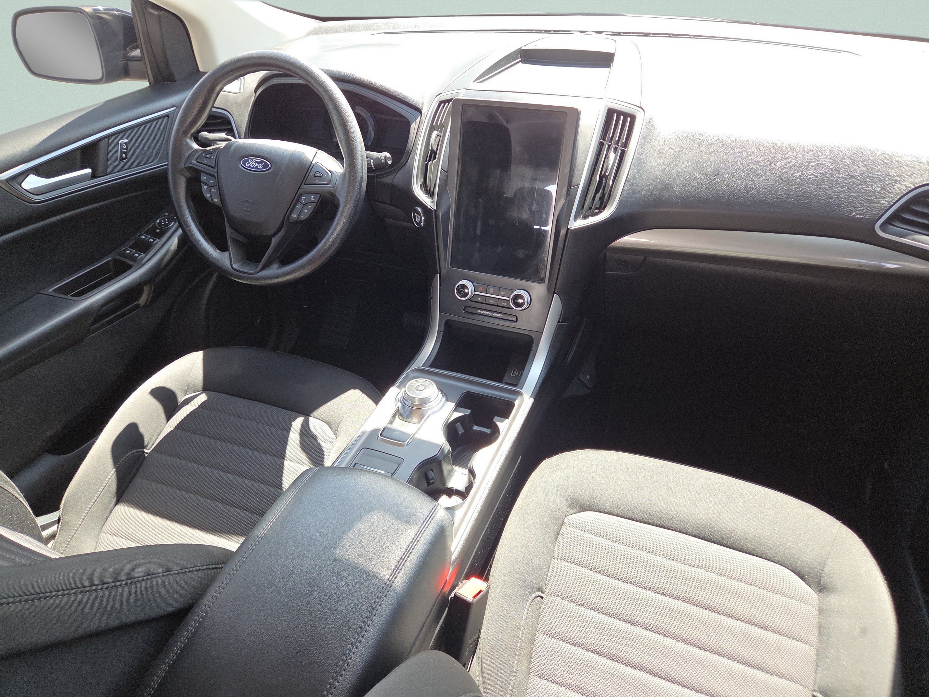 Certified 2022 Ford Edge SE w/ Black Appearance Package AWD/4WD image 55