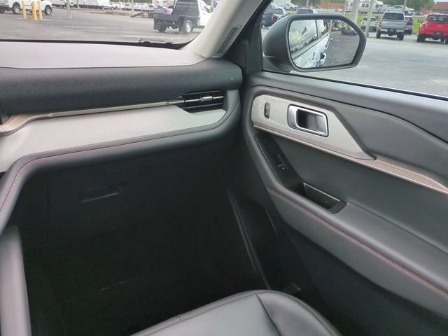 Certified 2025 Ford Explorer Active w/ Active Comfort Package RWD image 21