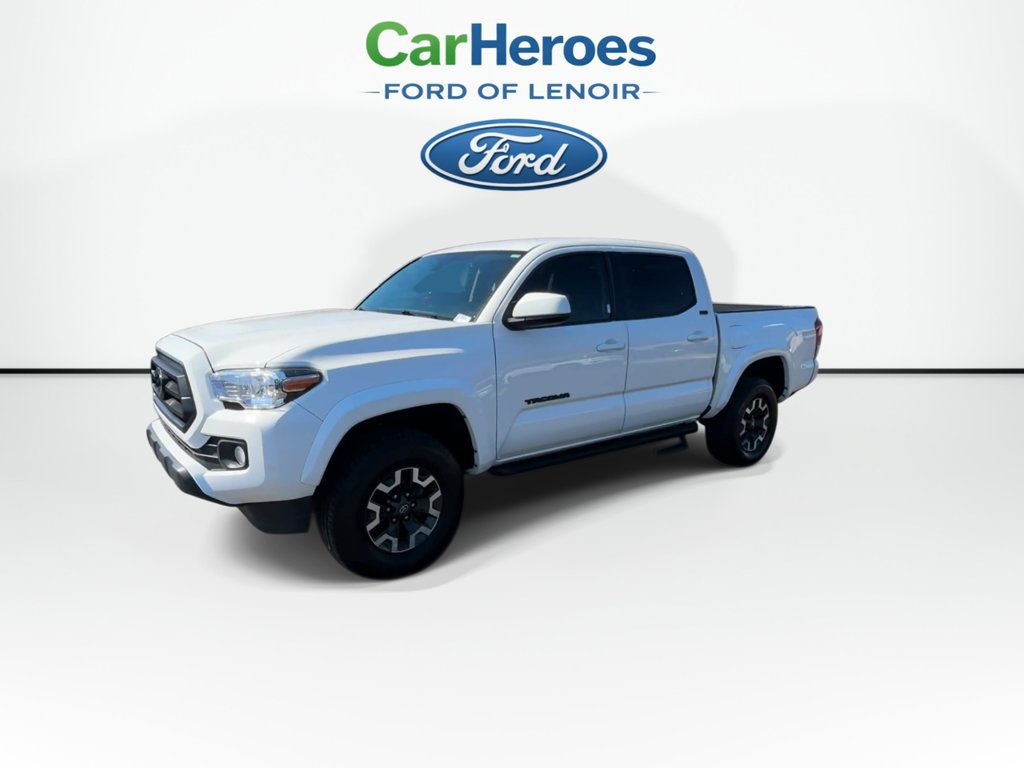 Used 2021 Toyota Tacoma SR5 RWD image 4