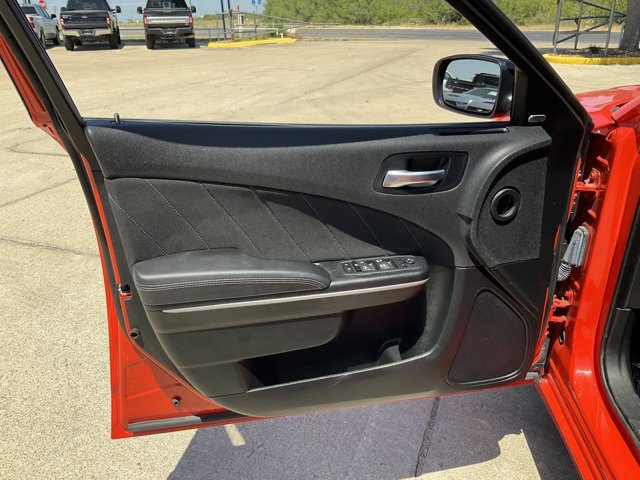Used 2023 Dodge Charger SXT RWD image 7