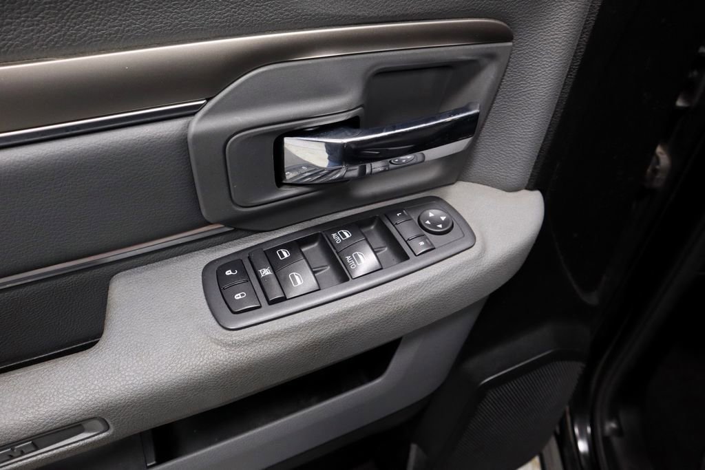 Used 2020 RAM 1500 Classic Warlock w/ Trailer & Traction Group image 23