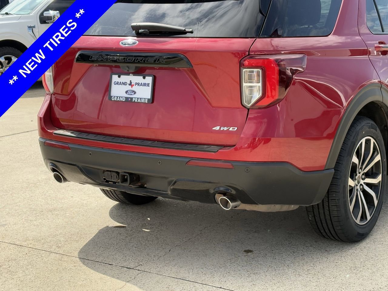 Certified 2022 Ford Explorer ST-Line w/ Class IV Trailer Tow Package image 6