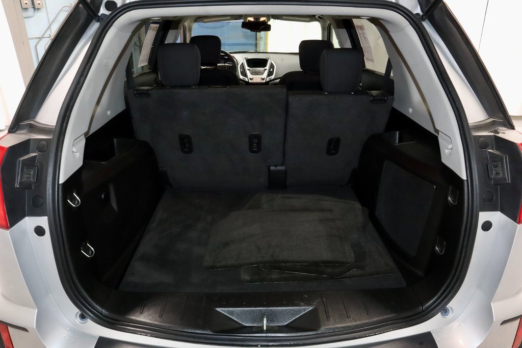 Used 2017 GMC Terrain SLE image 13