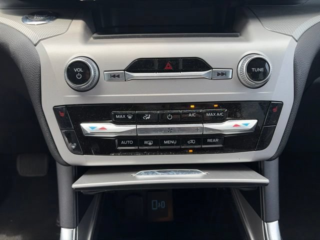 Certified 2024 Ford Explorer XLT w/ Equipment Group 202A AWD/4WD image 22