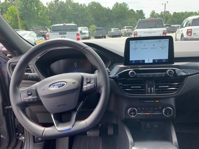 Certified 2025 Ford Escape ST-Line AWD/4WD image 25