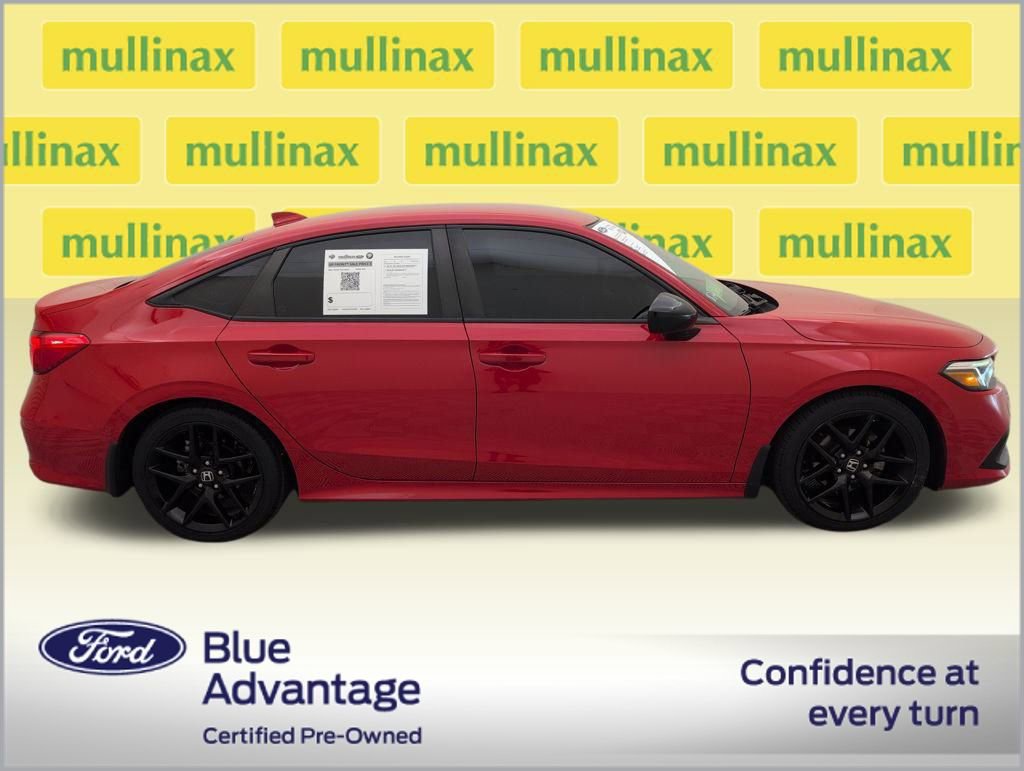 Used 2023 Honda Civic Sport image 2