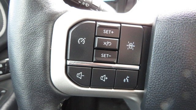 Certified 2022 Ford Expedition XLT image 24