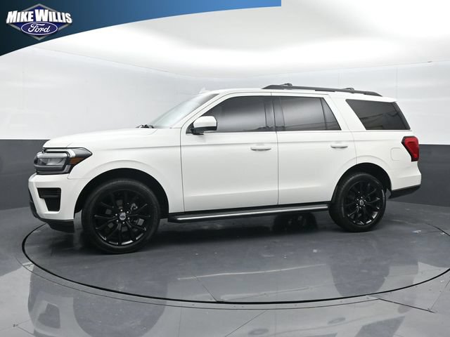 Certified 2022 Ford Expedition XLT RWD image 4