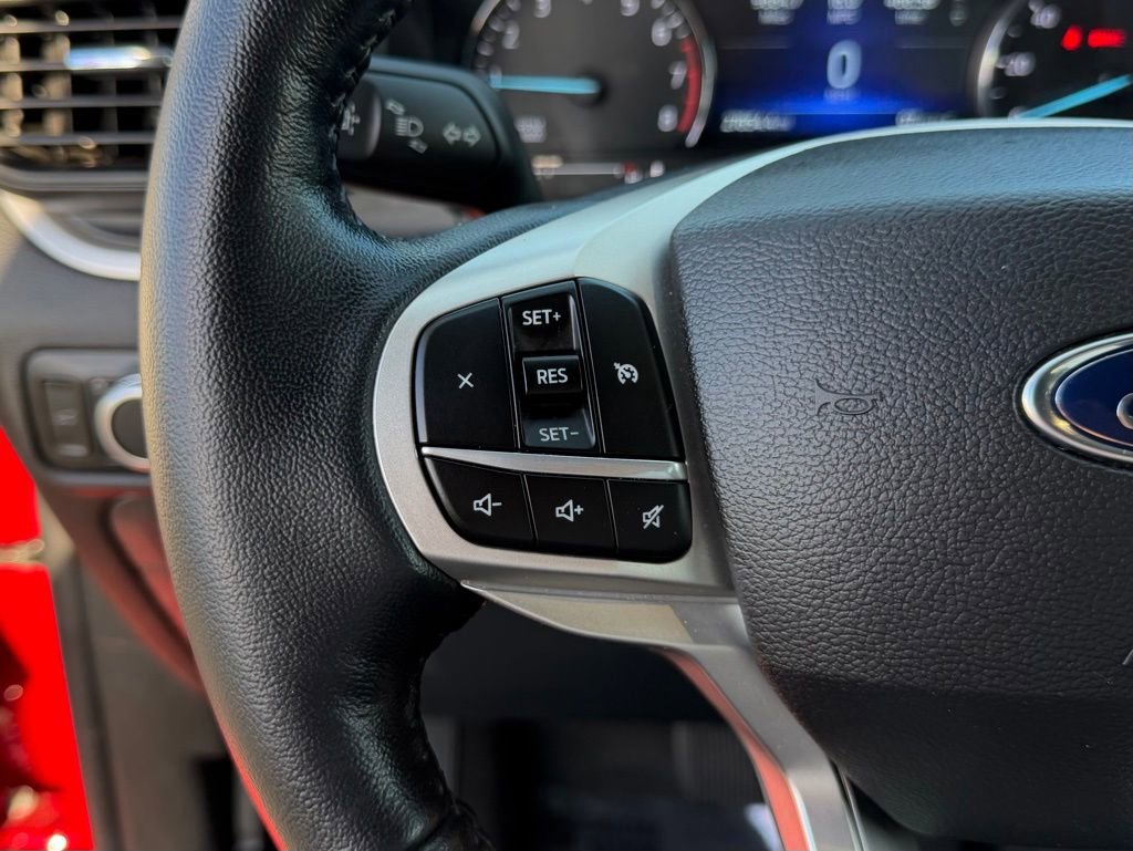 Certified 2022 Ford Explorer XLT image 21