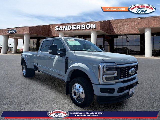 Certified 2025 Ford F450 Platinum AWD/4WD image 1