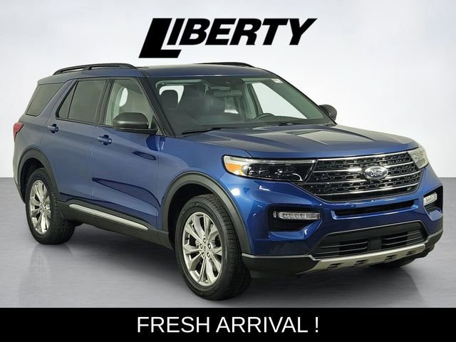 Certified 2023 Ford Explorer XLT w/ Equipment Group 202A AWD/4WD image 7