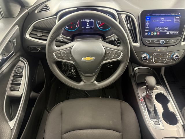 Used 2024 Chevrolet Malibu LT FWD image 23